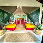Glamping Bunga Lotus