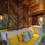 Jungle Reflection Loft Beach Club