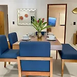 Pequeno Oasis Moderno En Kantuun