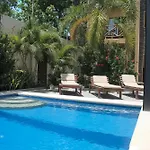 Basic Tulum La Veleta