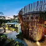 403 Seremonia Selva Private Pool New Apartment King Bed Wifi