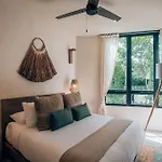 Jungle Boho Villa - Pvt Pool -100Mbs -Concierge 8B