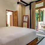 Beachfront Luxury Villa- 2 Bedrooms