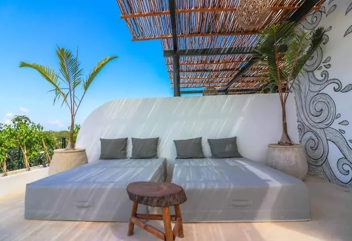 Moma Tulum