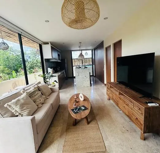 New Large Luxurious 1 Bedroom, 1 Bathroom Apartment In Tulum