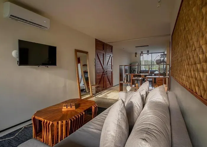 Private Rooftop With Jacuzzi Sleeps 8 In La Veleta