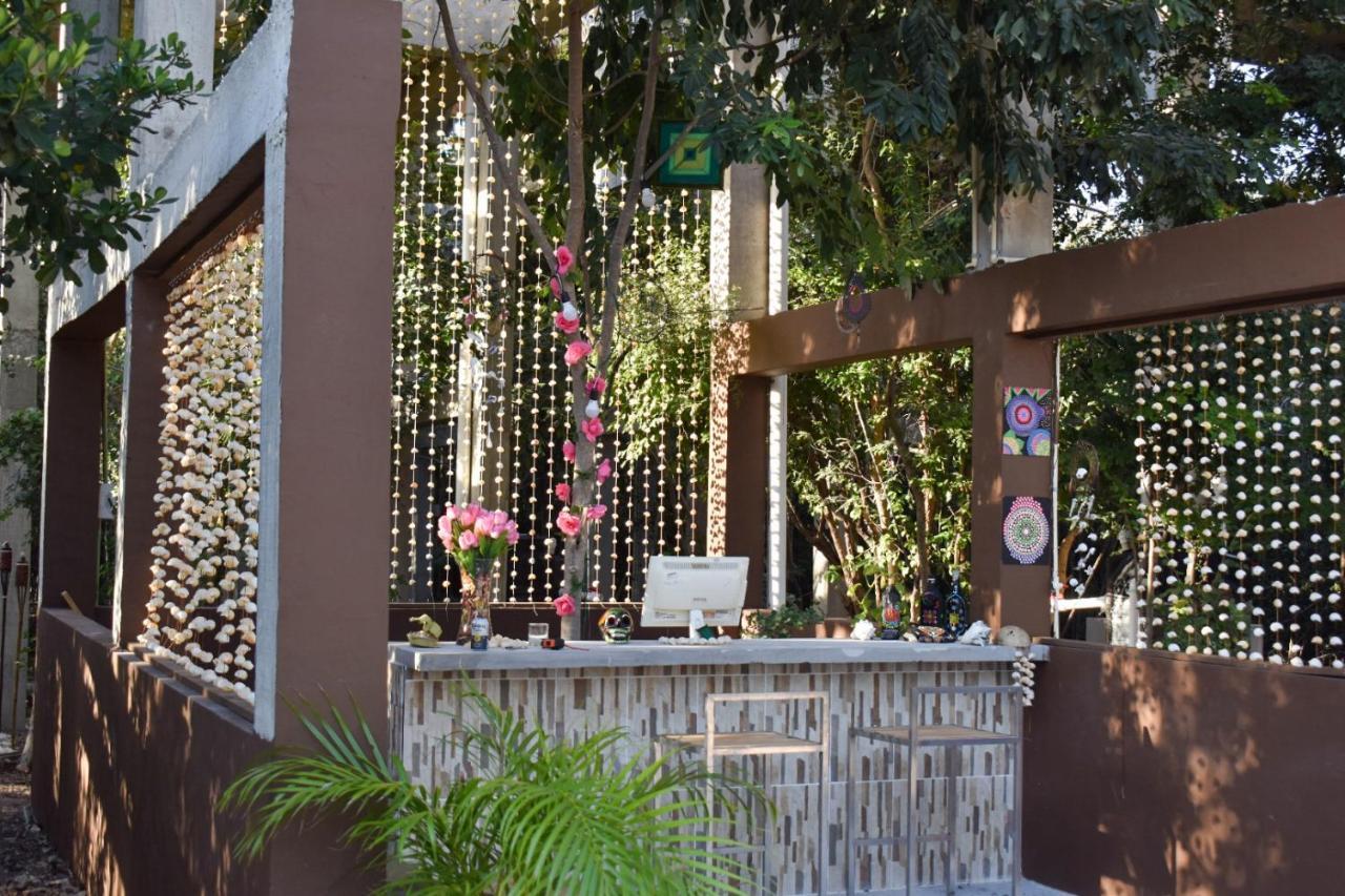 Sunset Bungalows 2*