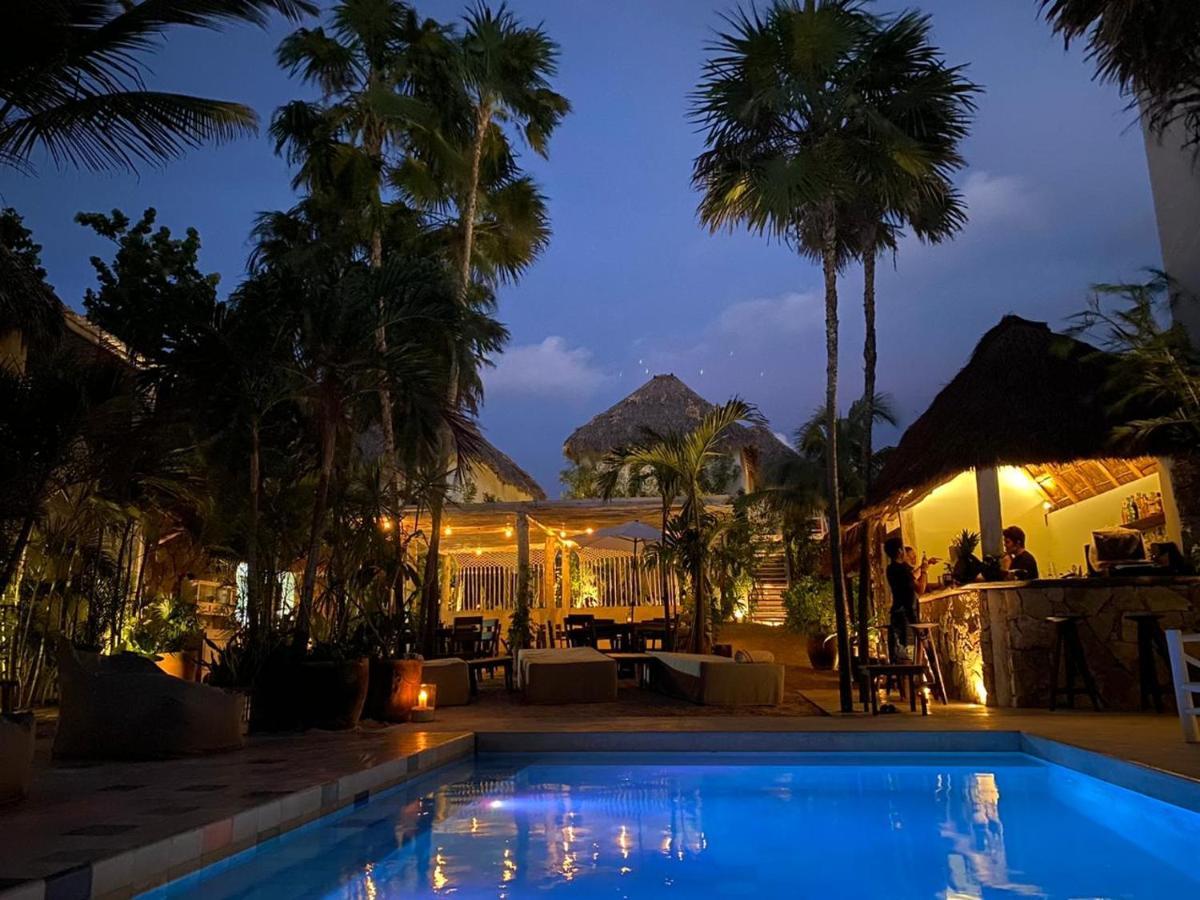 Lamat Hotel 2*