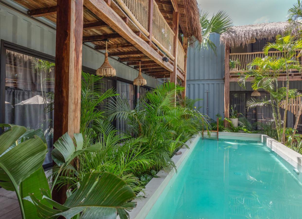 Hostal Meteora & Coffeehouse Tulum