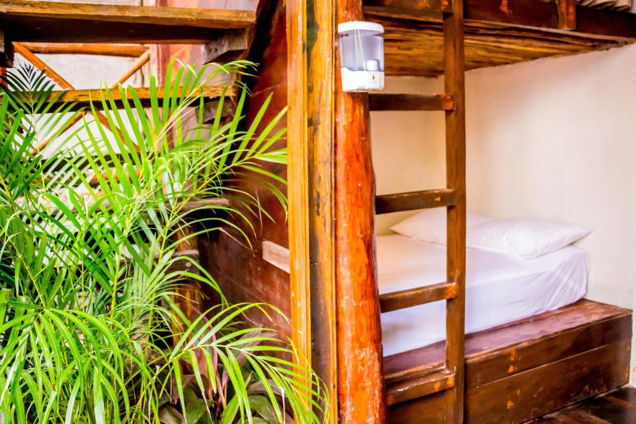 Bed and breakfast Oostel Smart - Playa 2*