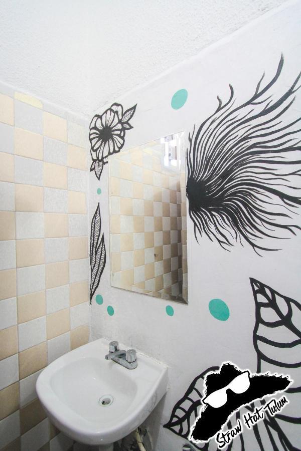 Hostal Straw & Rooftop Bar Tulum