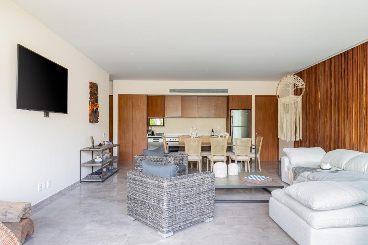 Apartment Marvelous With Unique Pool And Extraordinary Amenities *