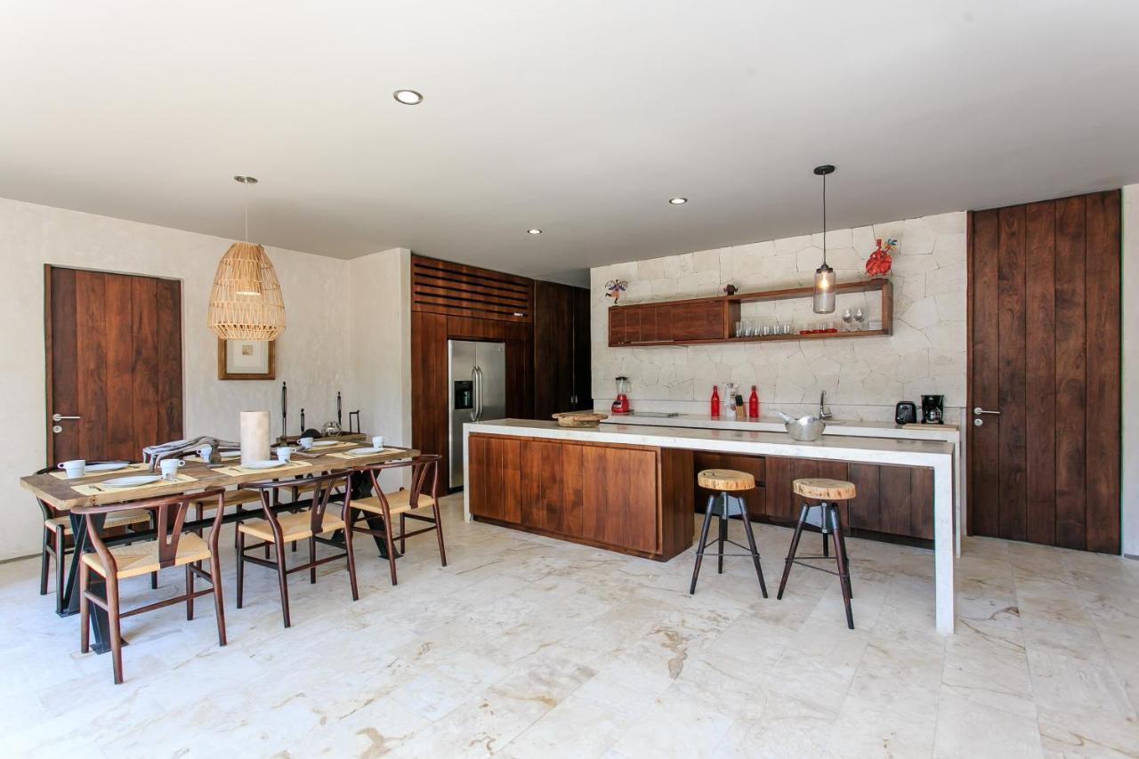 Apartamento Eco-chic Design Wrapped In Nature's Elements By Stella Tulum