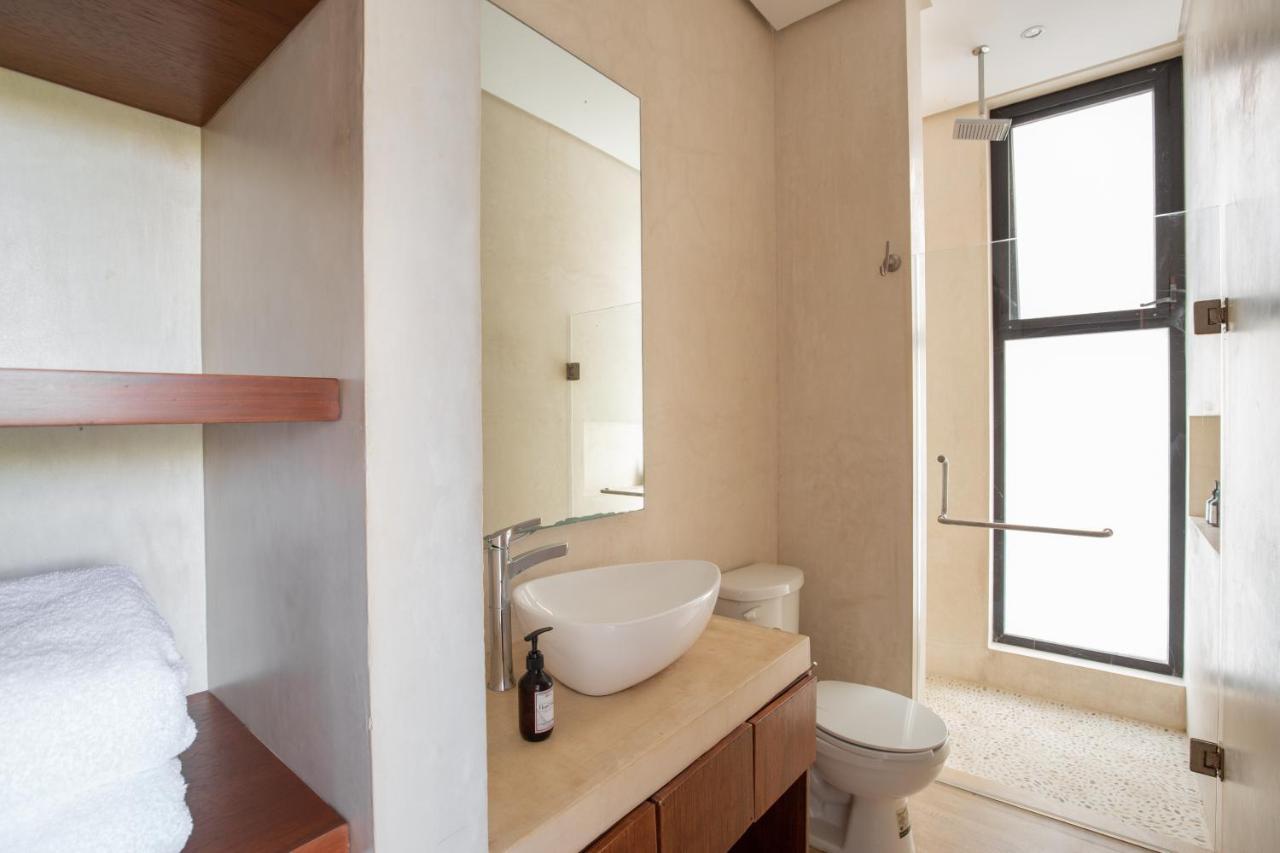 Modern 4br In La Veleta With Rooftop Pool, Amazing Amenities & Incredible Jungle View Apartment