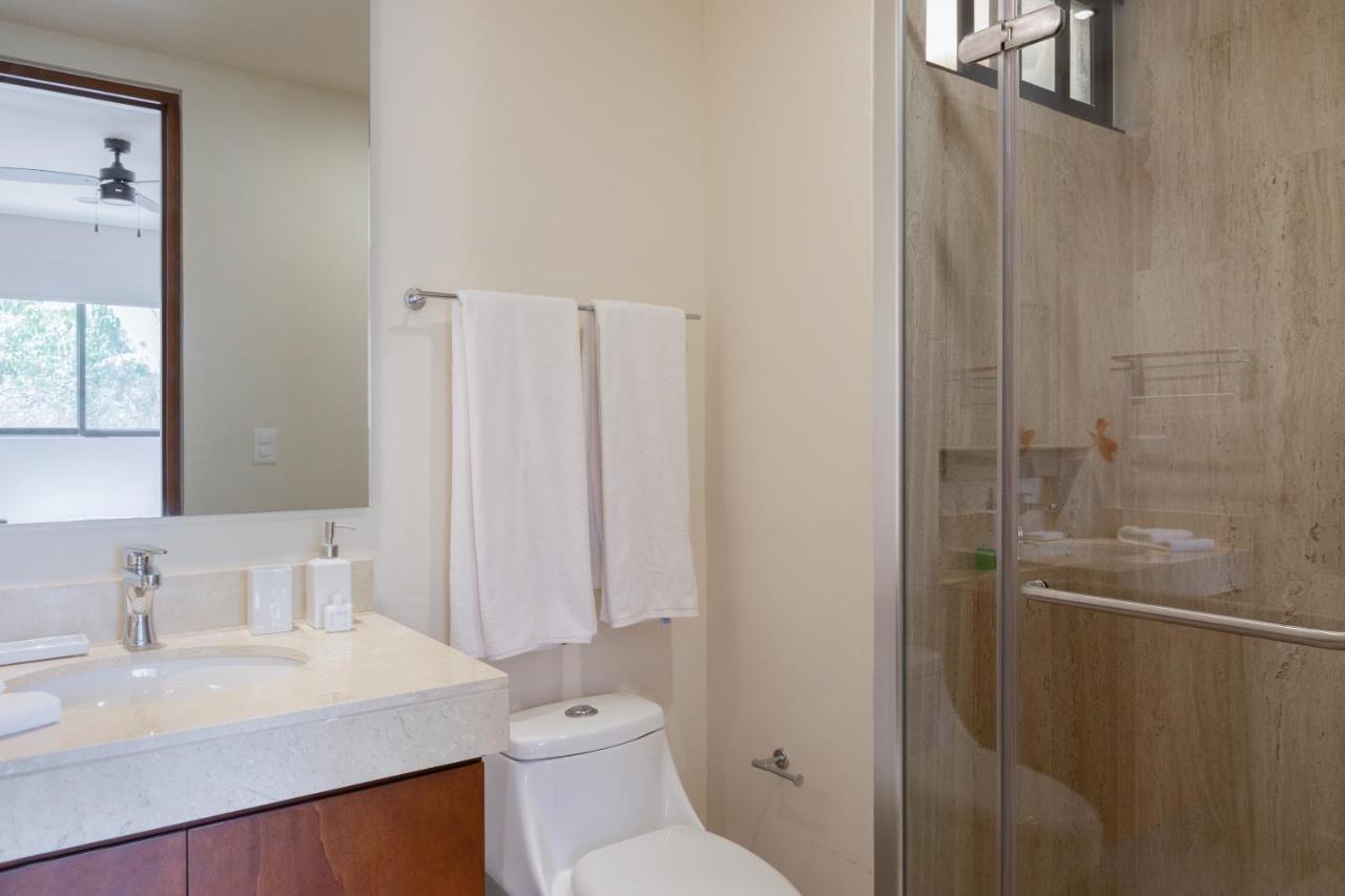 Apartamento Exclusive Paramar Ve Penthouse In By Lockey For Walking To Commercial Zone In Aldea Zama *
