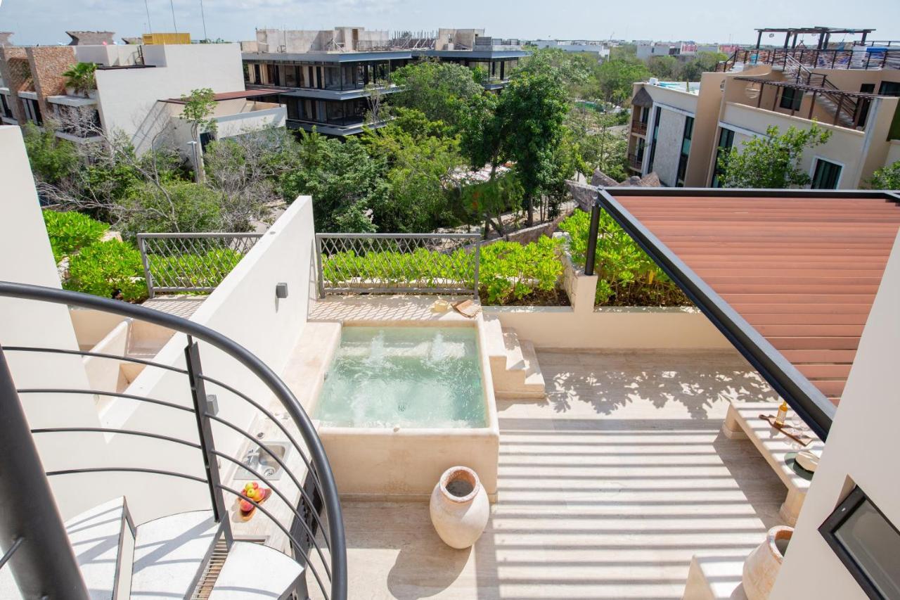 Exclusive Paramar Ve Penthouse In By Lockey For Walking To Commercial Zone In Aldea Zama Tulum