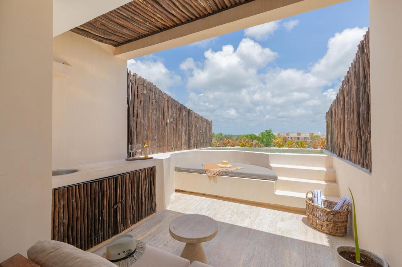 Luxury 2br Aldea Zama With Private Rooftop Plunge Pool 24 7 Security In A Gated Community Apartamento *