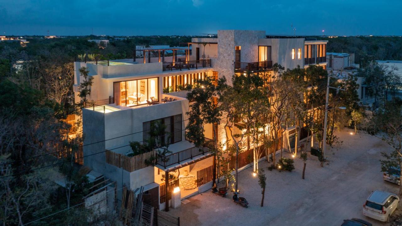 Unho Hotel 4*