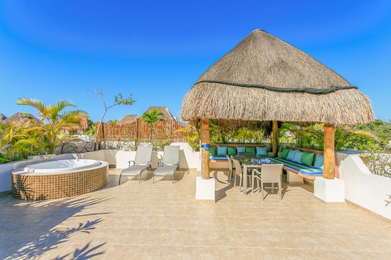 Perfectly Situated Between The Beach & Town By Stella