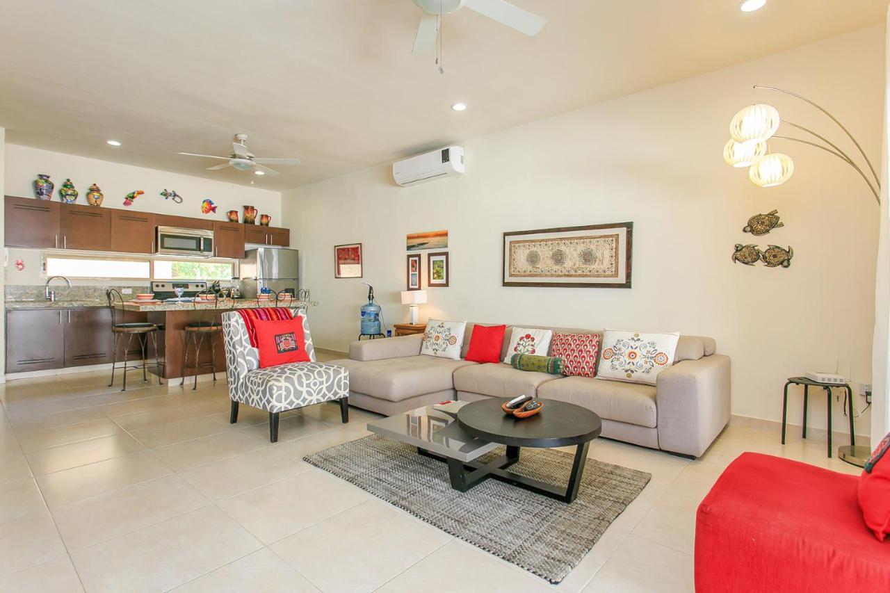 Perfectly Situated Between The Beach & Town By Stella Apartamento *