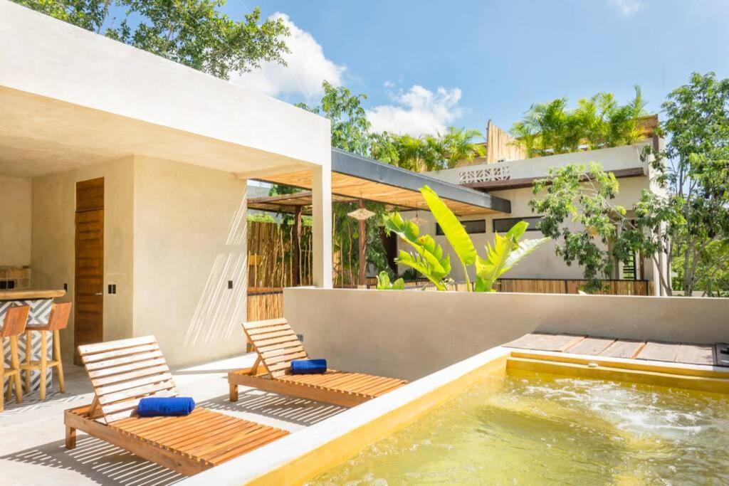 Villa Maracuyá: With 3 Jacuzzi, Private Pool, Chef&spa Tulum