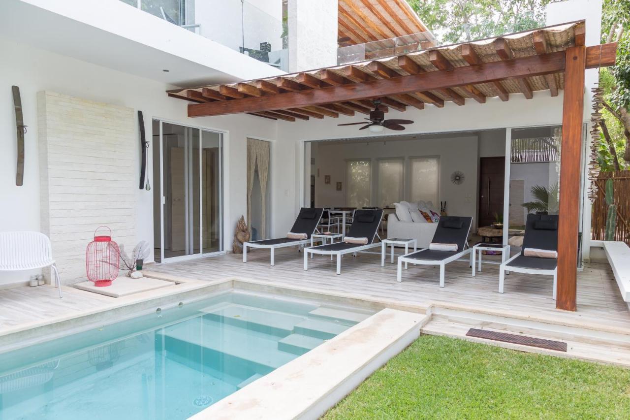 Luxury Private , Private Pool, Private Garden, Jacuzzi, 24hours Security