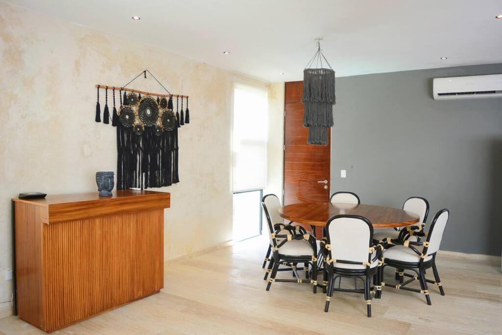 Exclusive, Spacious, Comfy 3 Bedroom Ph With Pool! * Tulum