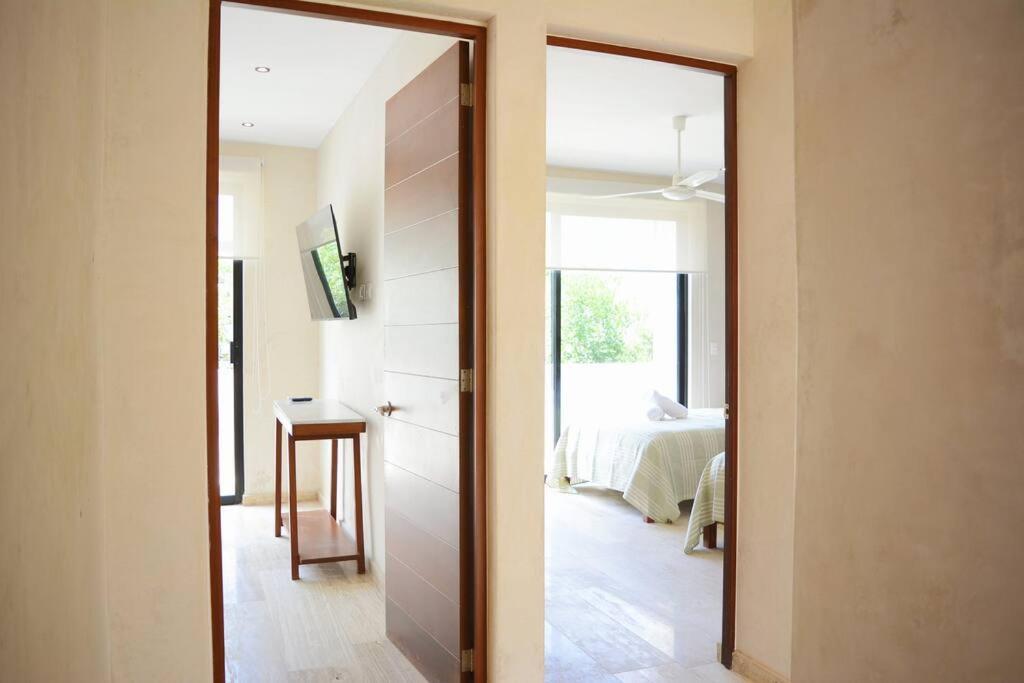 Exclusive, Spacious, Comfy 3 Bedroom Ph With Pool! Apartamento
