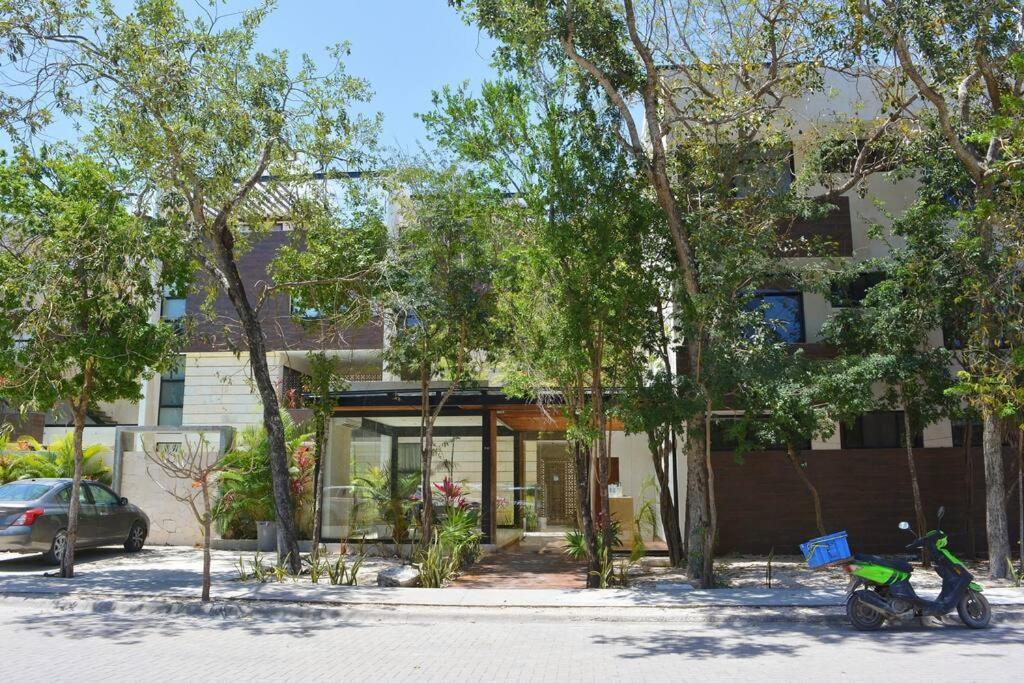 Exclusive, Spacious, Comfy 3 Bedroom Ph With Pool! Apartamento *