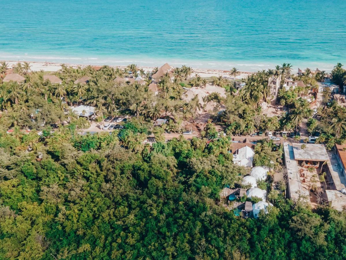 Cozy Near The Beach, Party Zone