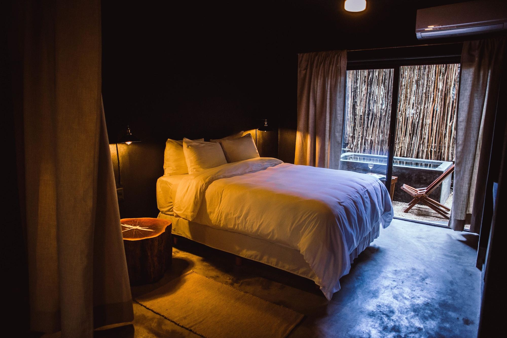 Aroma & Club Hotel