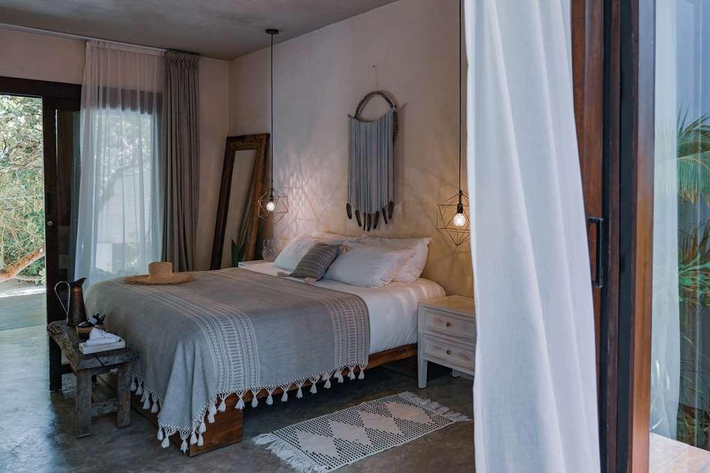Hotel Lula Tulum, A Small Luxury