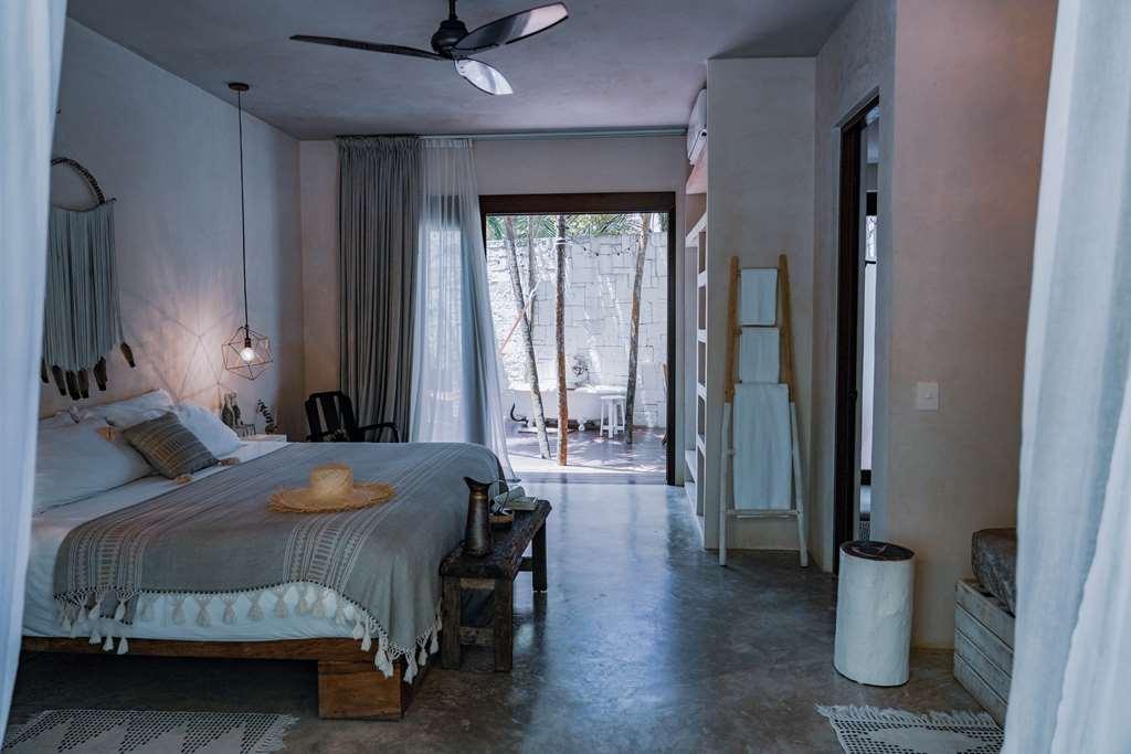 Hotel Lula Tulum, A Small Luxury 4*