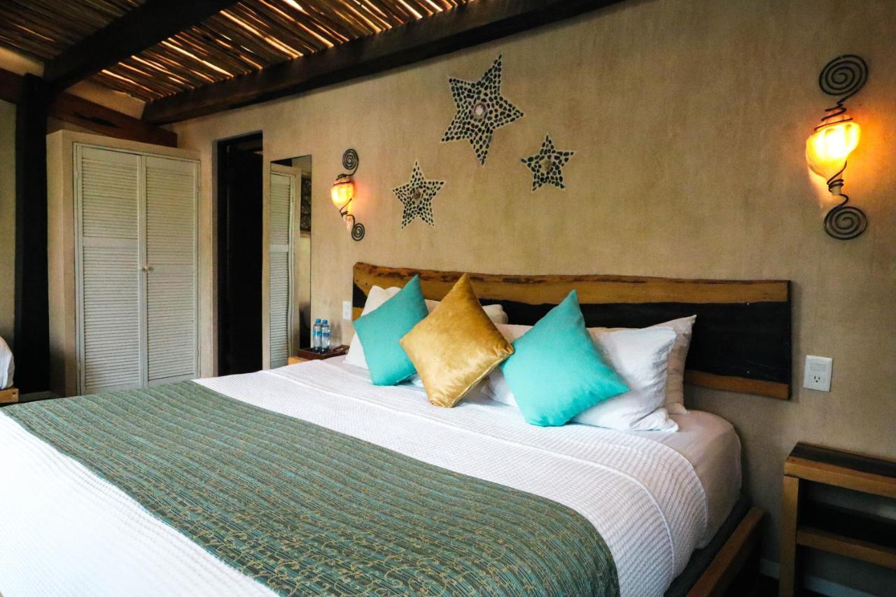 Estrellas - Located At The Party Zone Hotel Tulum