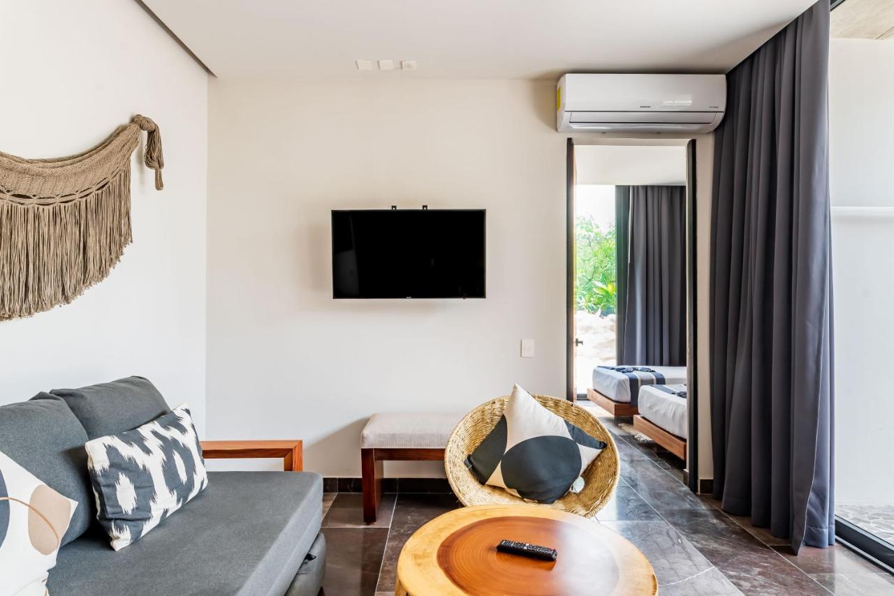 Iik Luxury By Spot