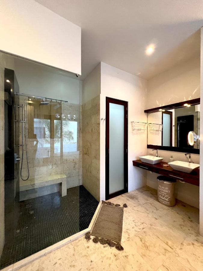 Amazing Luxury Penthouse With Sunset,sunrise View, Private Jacuzzi And Rooftop Pool