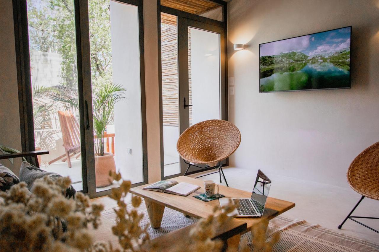 Spacious 2br - Wide Balcony W/tub & Yoga Deck