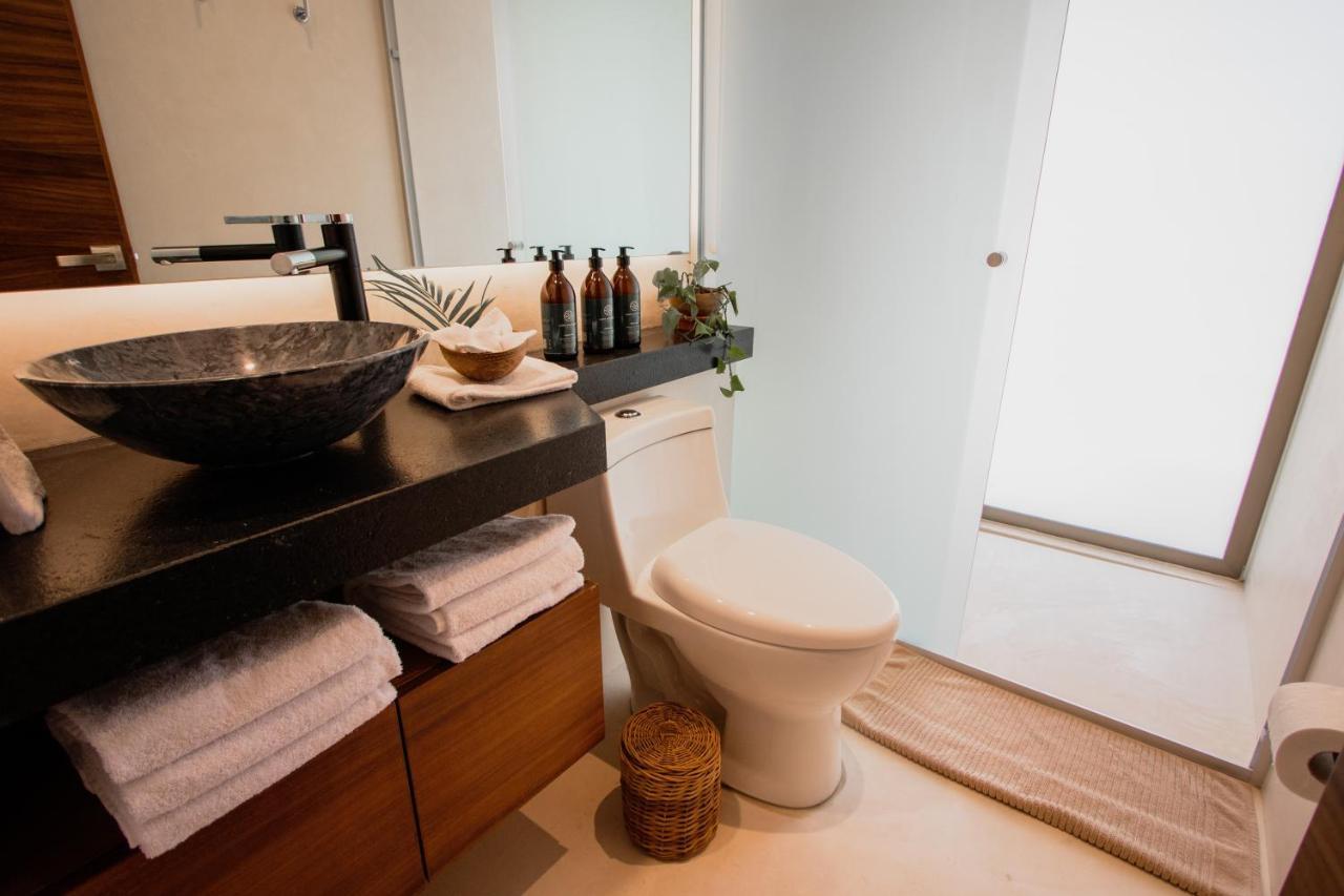 Spacious 2br - Wide Balcony W/tub & Yoga Deck Apartamento Tulum