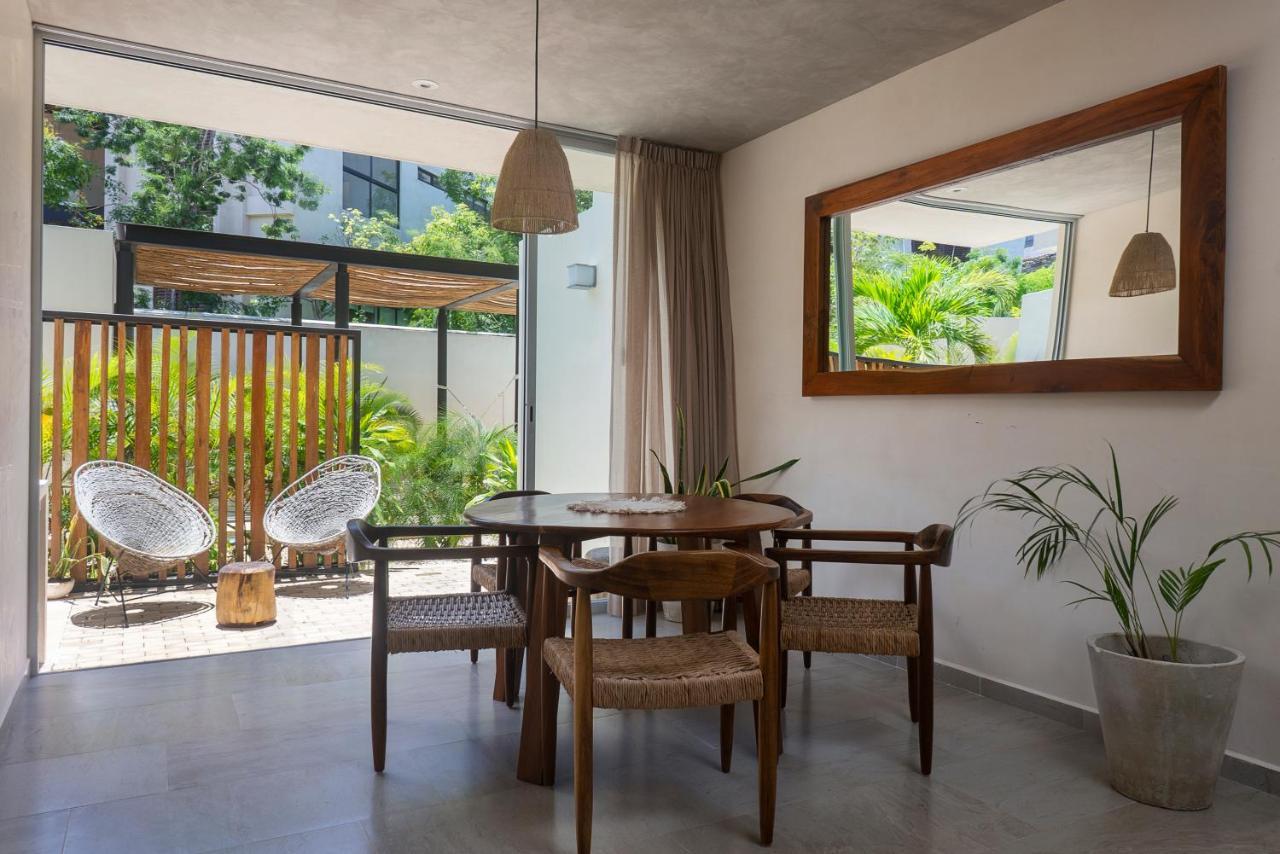 Hotel Aruna - Luxury Studios&apartments 4*