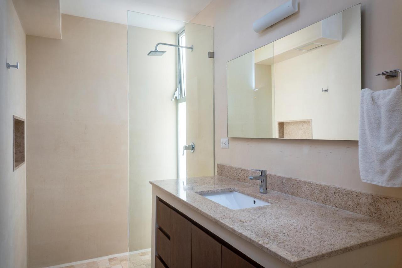 Aruna - Luxury Studios&apartments Hotel