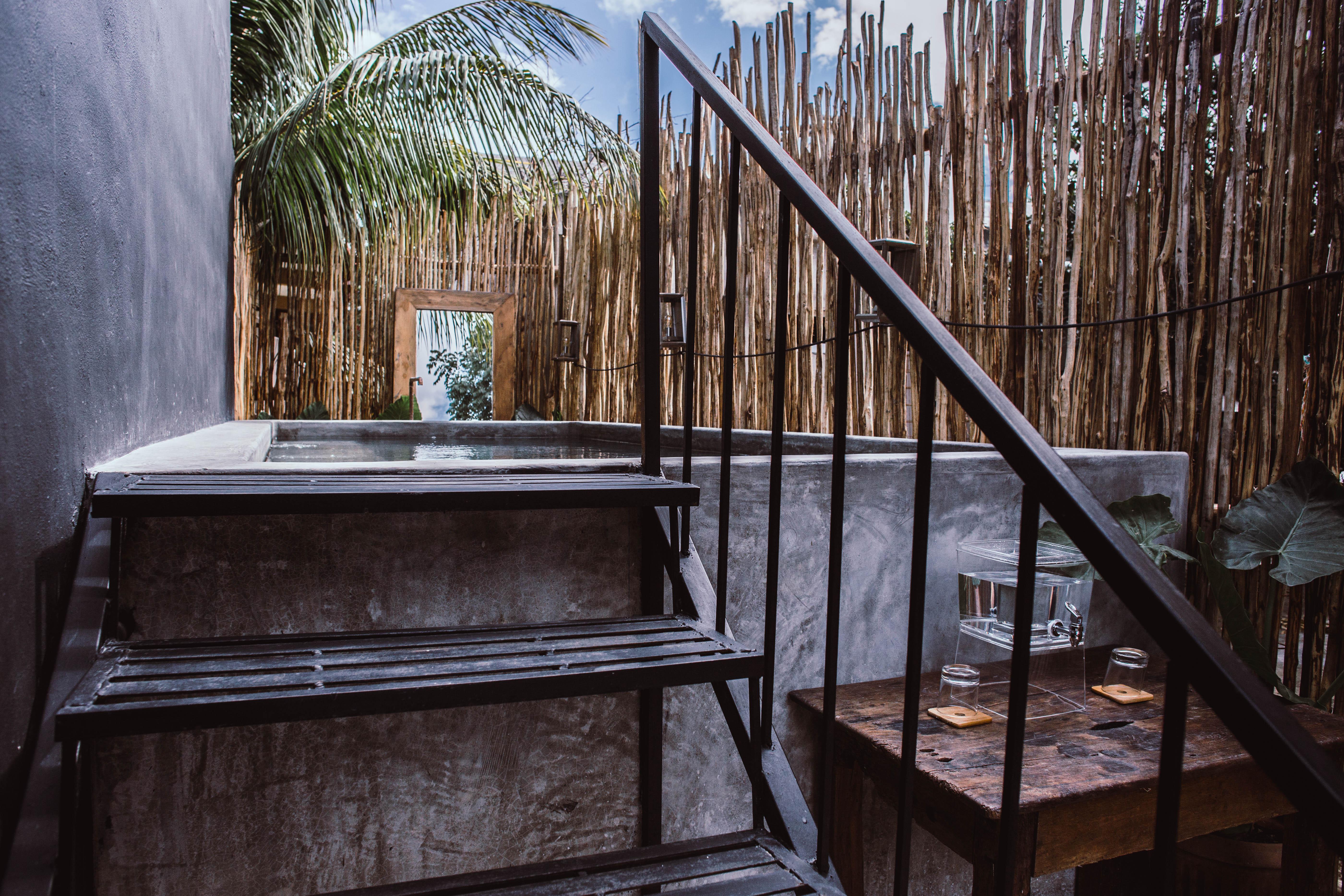 Aroma & Club Hotel