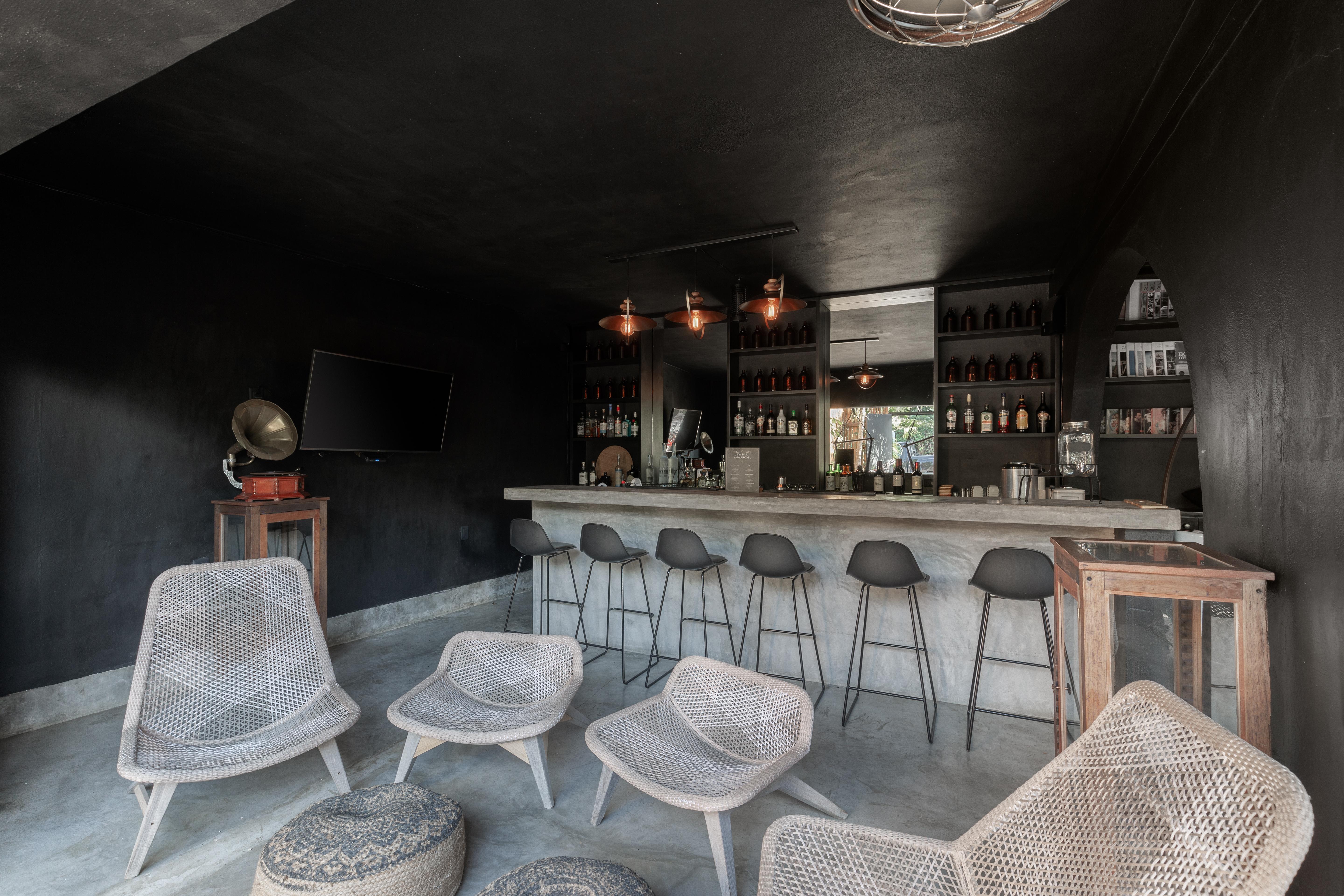 Hotel Aroma & Club 4*