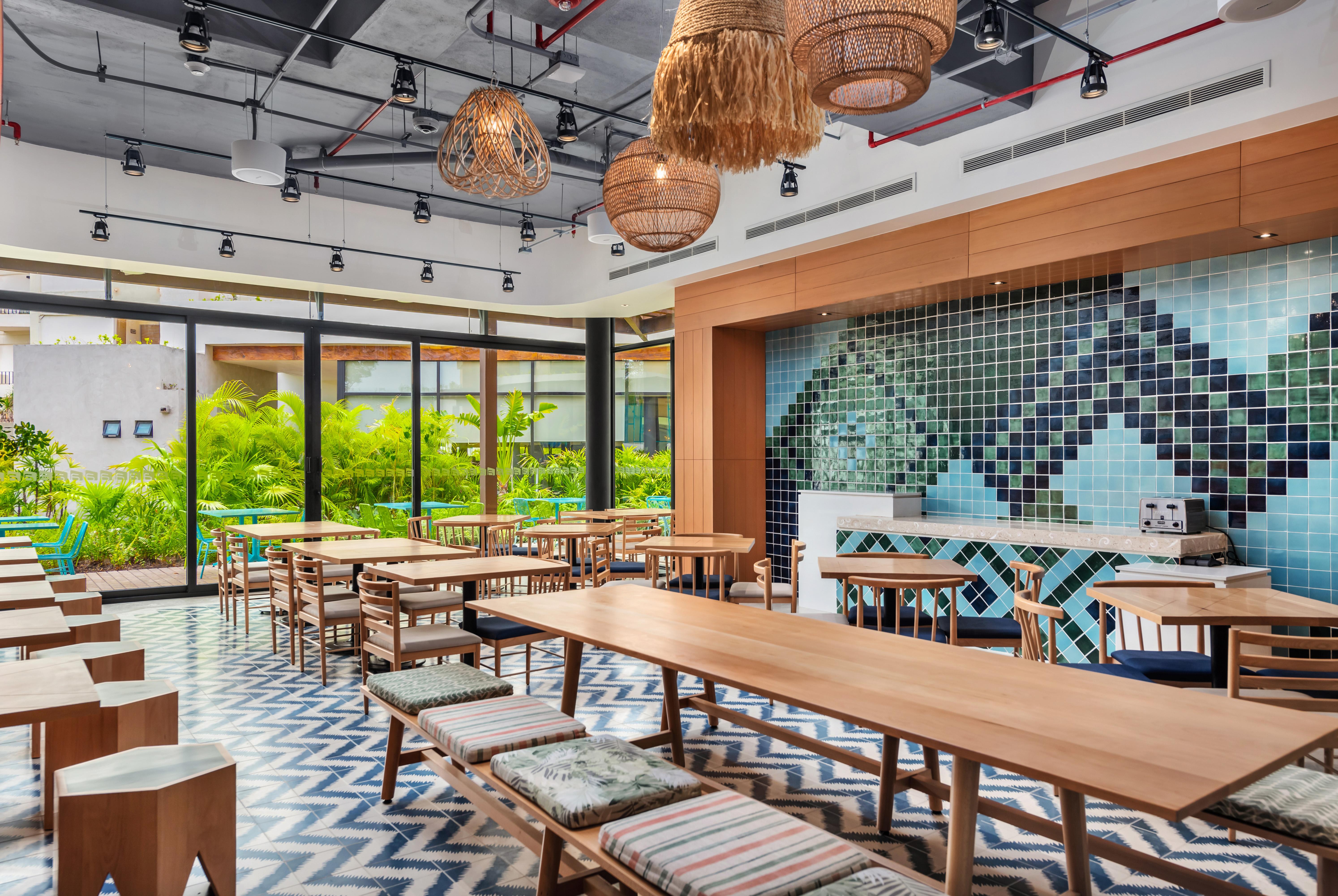 Aloft 4*