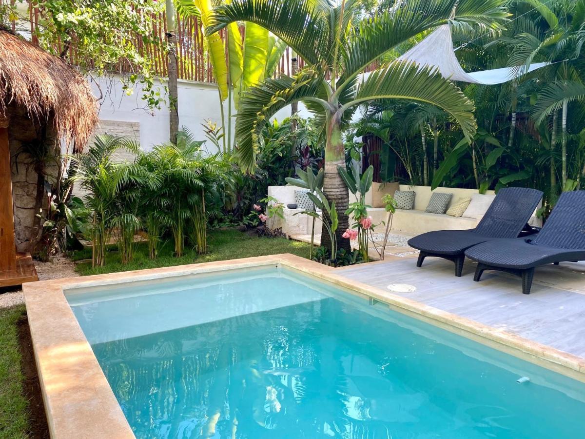 Luxury Private , Private Pool, Private Garden, Jacuzzi, 24hours Security Villa *