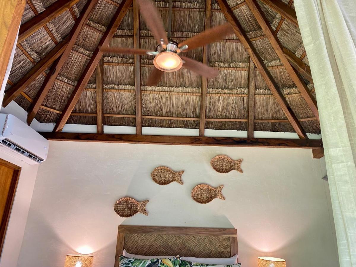 Luxury Private , Private Pool, Private Garden, Jacuzzi, 24hours Security