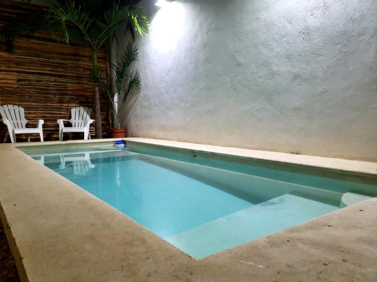 Hotel Amor Eterno *