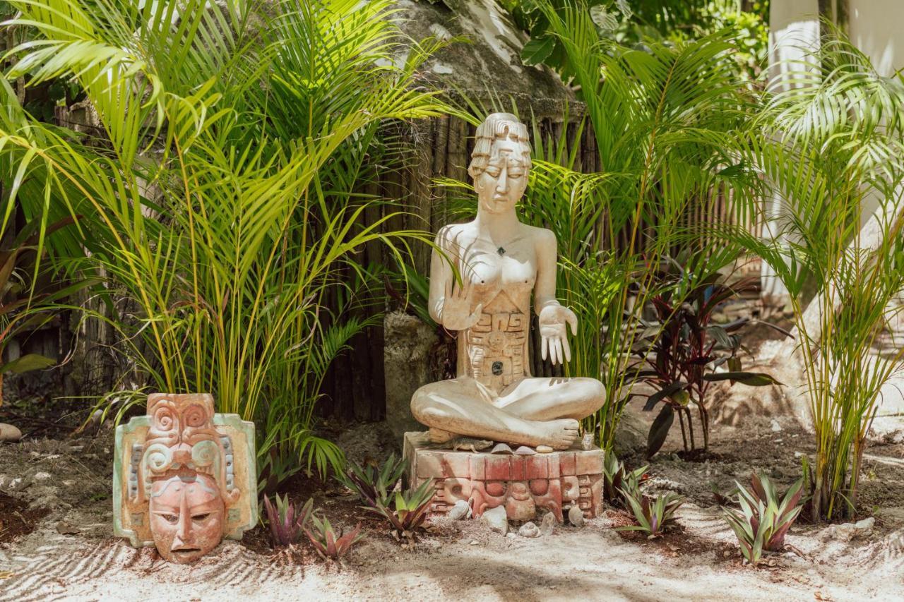 Yaxchen & Cenote Lodge