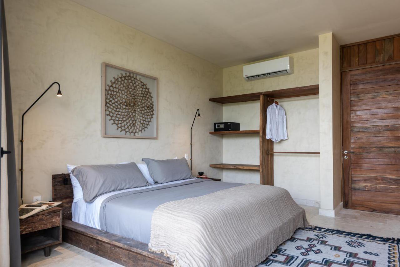 Unho Hotel 4*