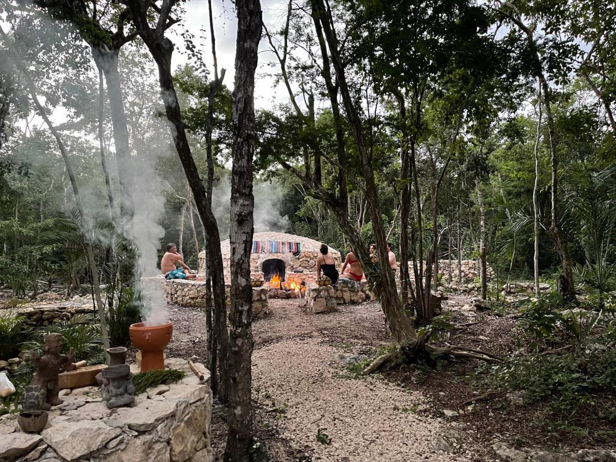 Glamping Bunga Lotus Camping *