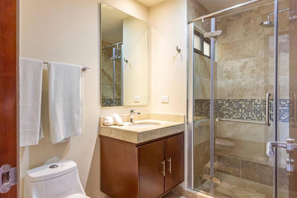 Chic Rooftop Ph, Private Pool, 1mi From The *